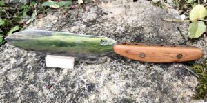 couteau de cuisine à manche en bois 2