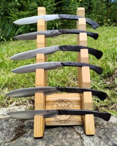 présentoir couteau table brut de forge